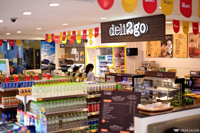 Shell Deli2Go. (anakjajan)